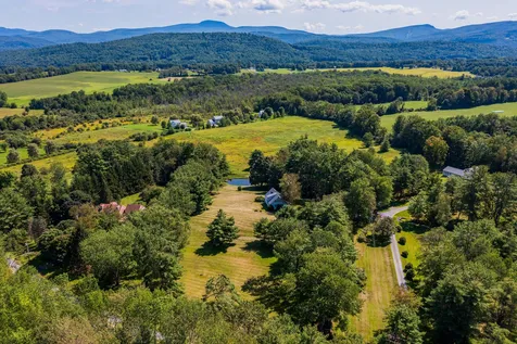 81 Eastview Drive Thetford VT 05043