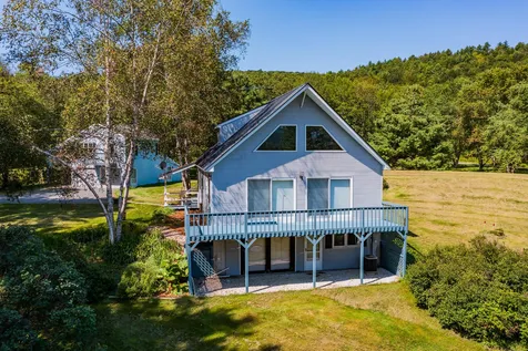 81 Eastview Drive Thetford VT 05043