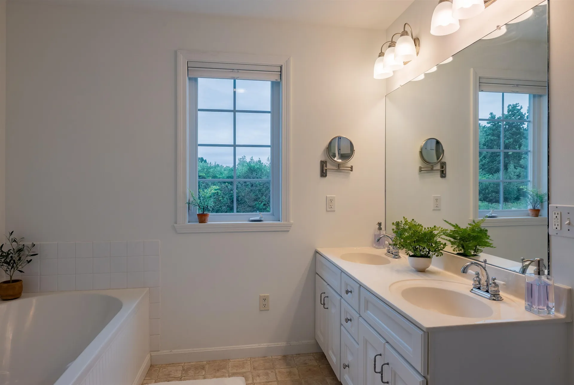 240 Chamberlin Lane Williston VT 05495