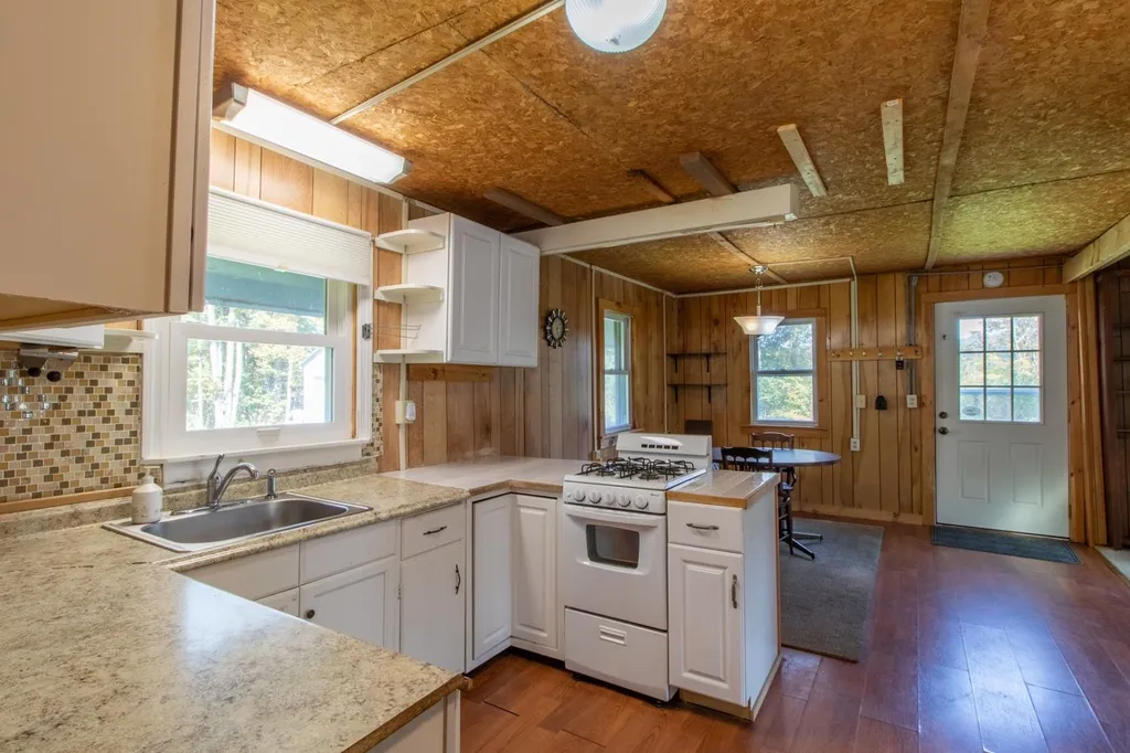 358 Nygrens Road Sutton VT 05867-9799