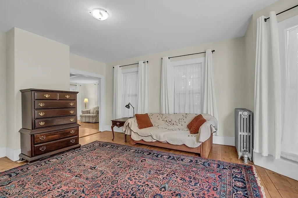 5 Granite Street Peterborough NH 03458