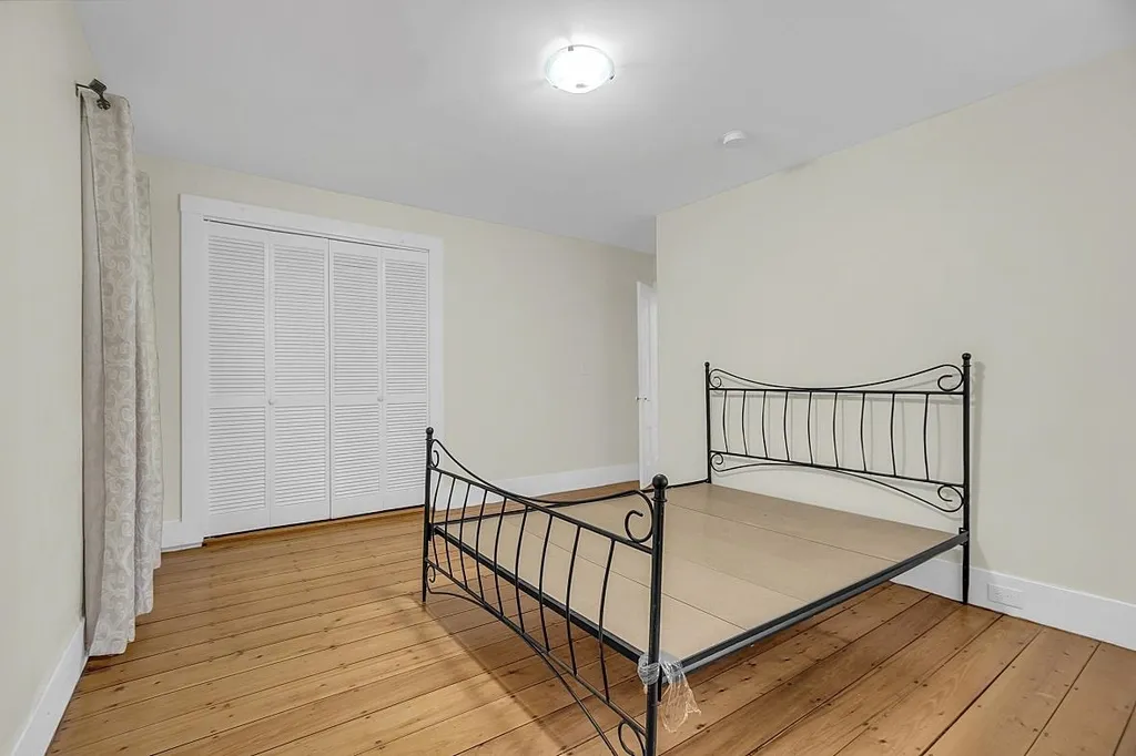 5 Granite Street Peterborough NH 03458