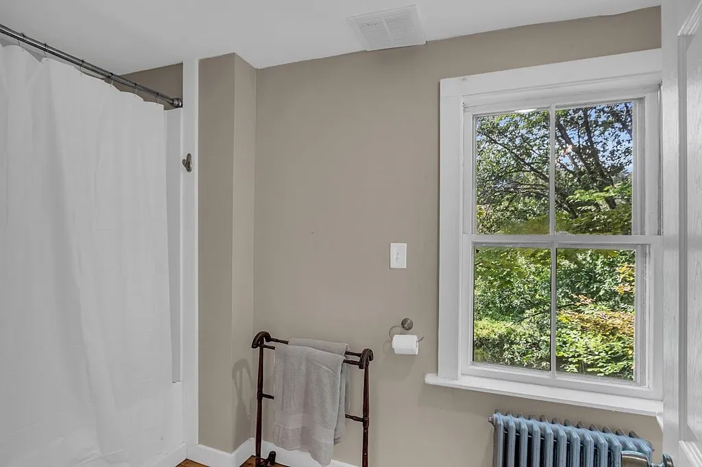 5 Granite Street Peterborough NH 03458