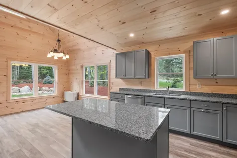 15 Melina's Way Thornton NH 03285