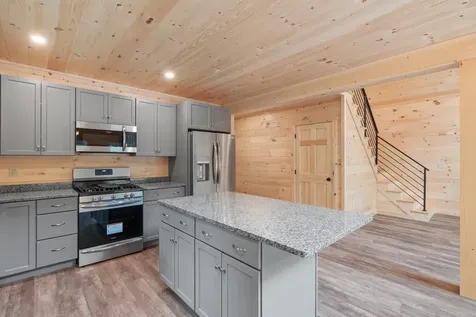 15 Melina's Way Thornton NH 03285