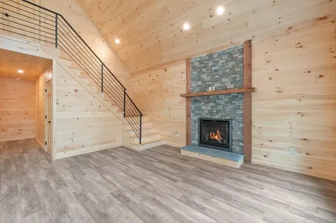 15 Melina's Way Thornton NH 03285