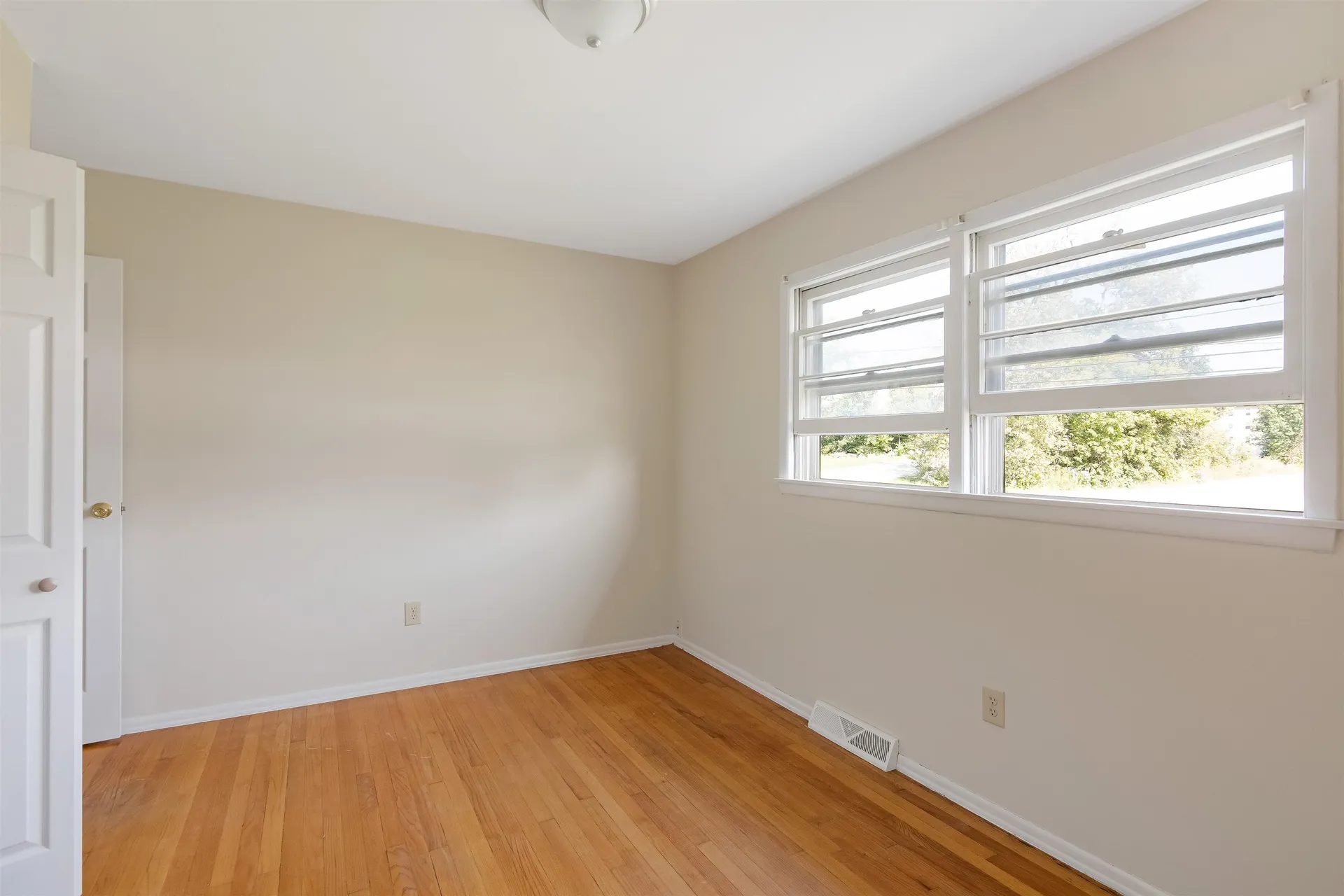 444 Lime Kiln Road South Burlington VT 05403