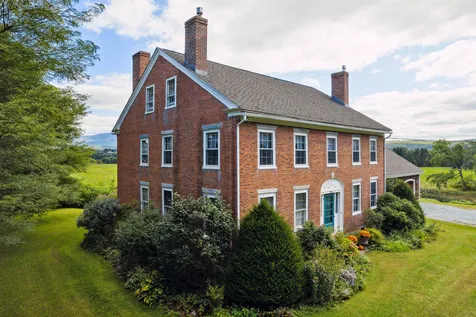 3961 Route 5 N Newbury VT 05051