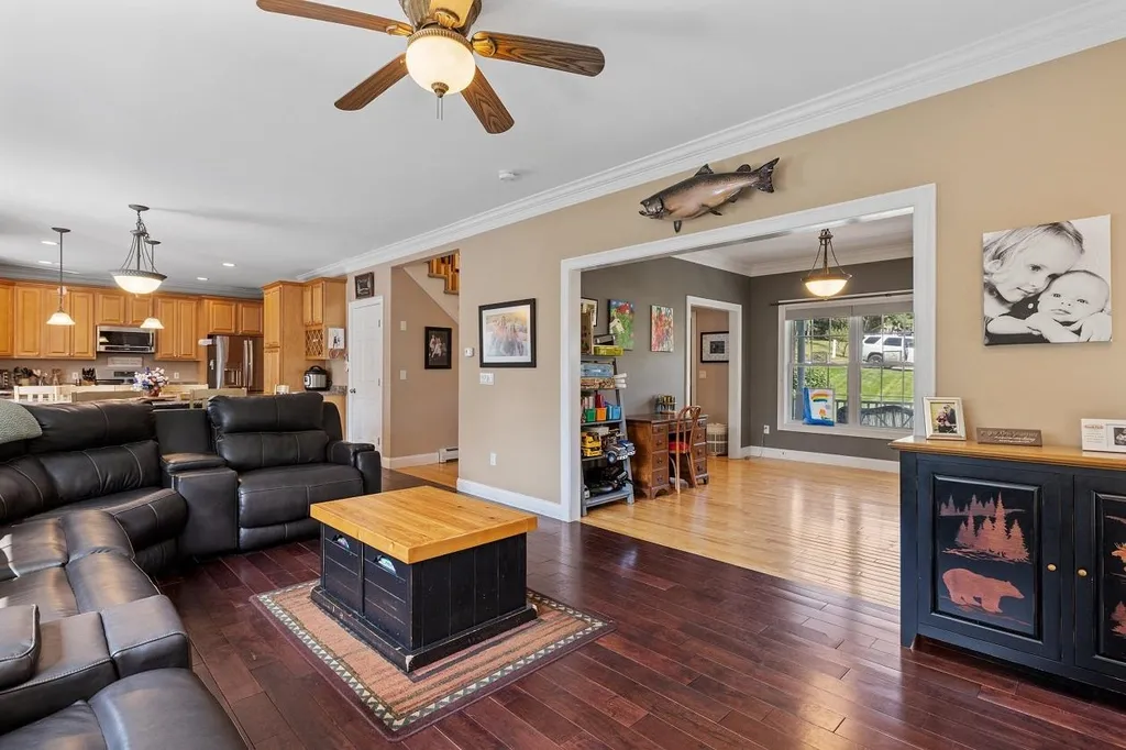 19 Ellis Farm Road Sanbornton NH 03269