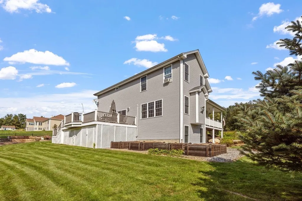 19 Ellis Farm Road Sanbornton NH 03269