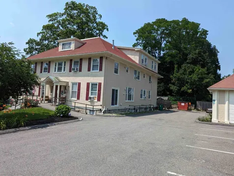 6 Summer Street Nashua NH 03064