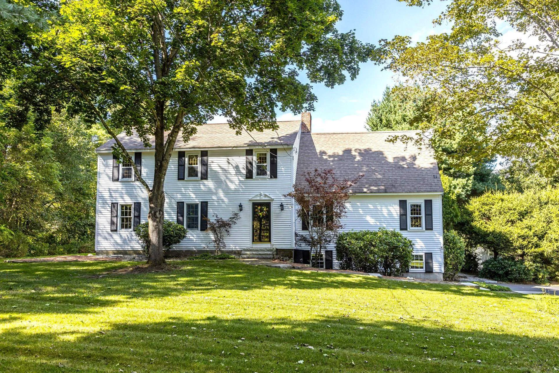 136 Amherst Street Amherst NH 03031