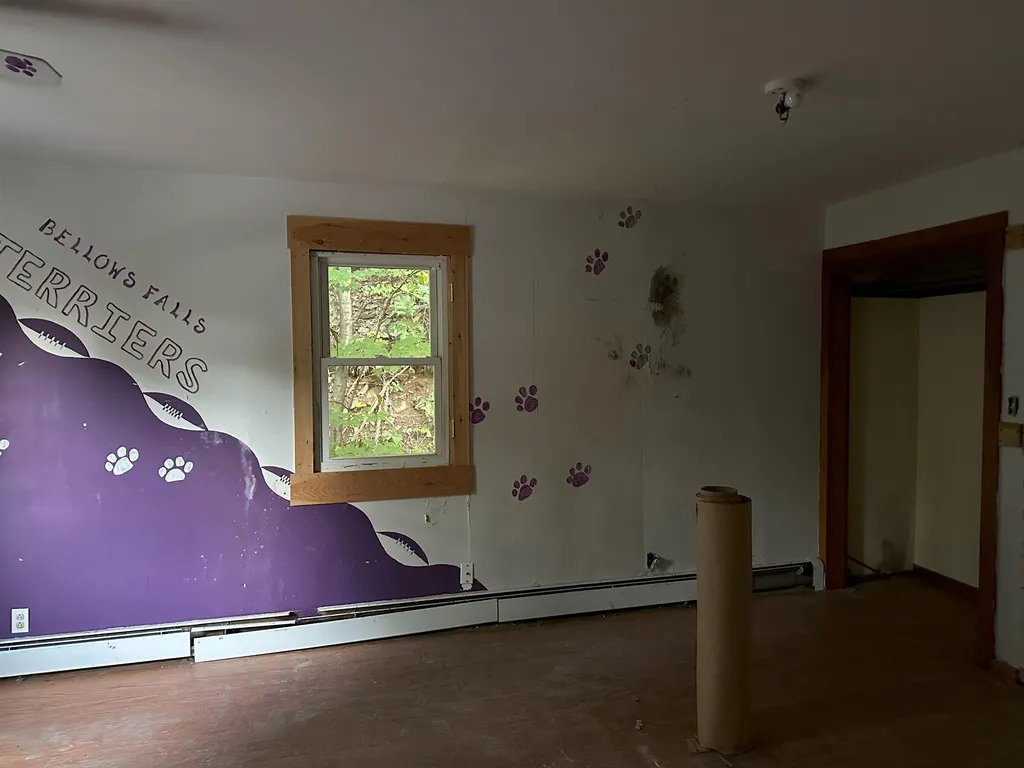 28 Hyde Street Rockingham VT 05101
