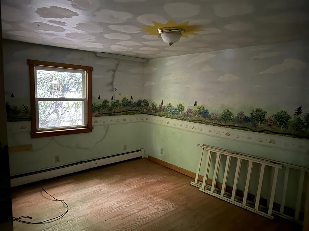 28 Hyde Street Rockingham VT 05101