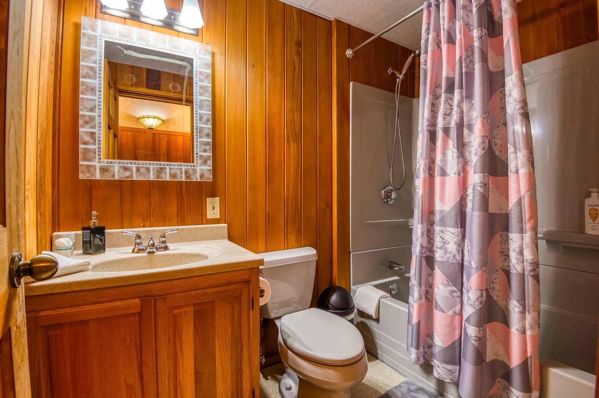 1315 Manns Hill Road Littleton NH 03561