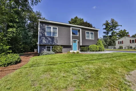 6 Cambridge Road Nashua NH 03062
