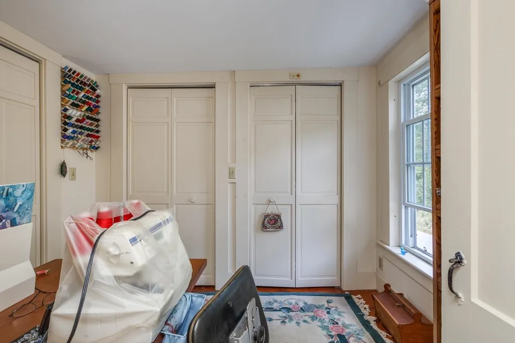 23 Nottingham Road Deerfield NH 03037