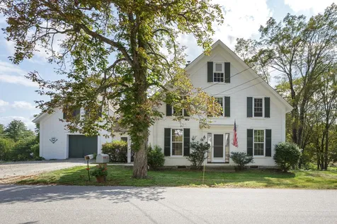 23 Nottingham Road Deerfield NH 03037