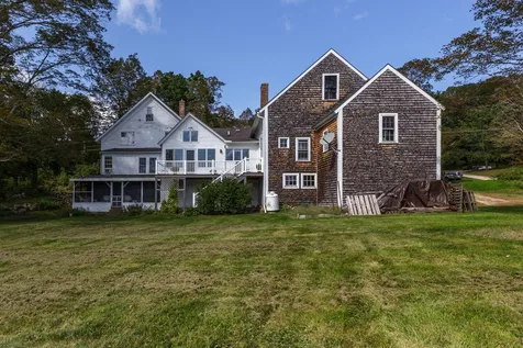 23 Nottingham Road Deerfield NH 03037