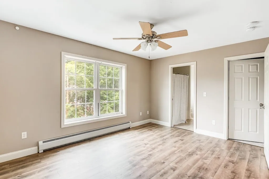 11 Diane Lane Colchester VT 05446