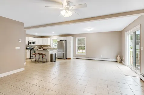 11 Diane Lane Colchester VT 05446