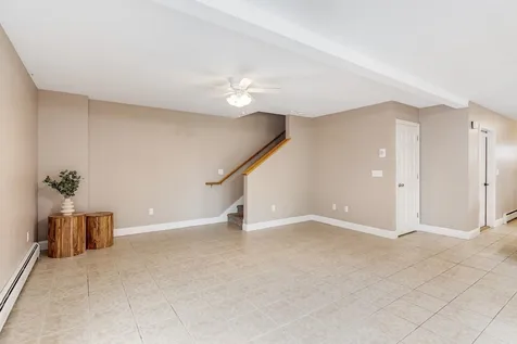 11 Diane Lane Colchester VT 05446