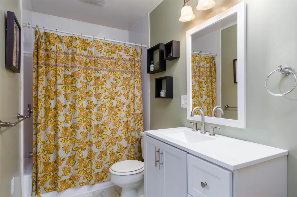 180 Ledgewood Circle Burlington VT 05401