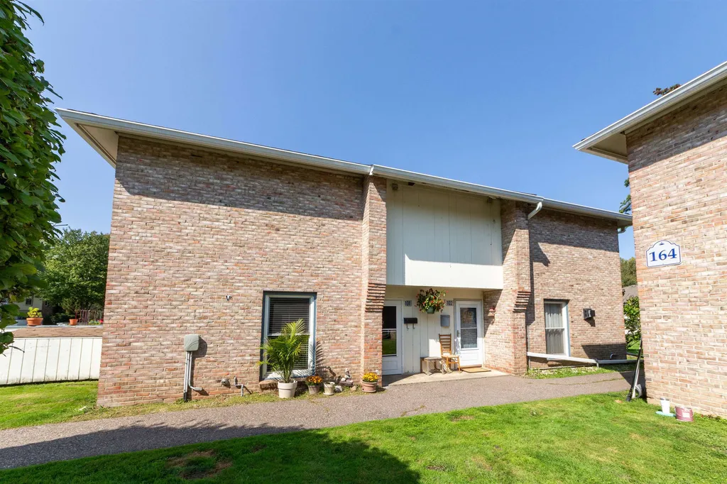 180 Ledgewood Circle Burlington VT 05401