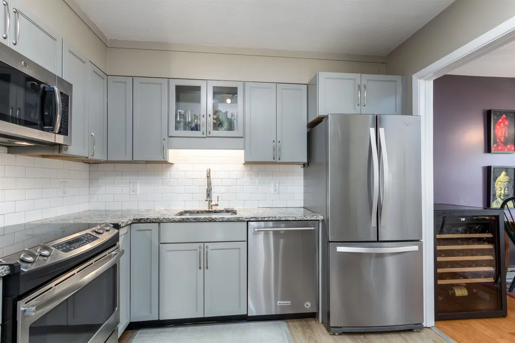 180 Ledgewood Circle Burlington VT 05401