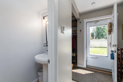 180 Ledgewood Circle Burlington VT 05401