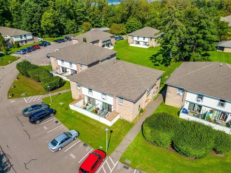 180 Ledgewood Circle Burlington VT 05401