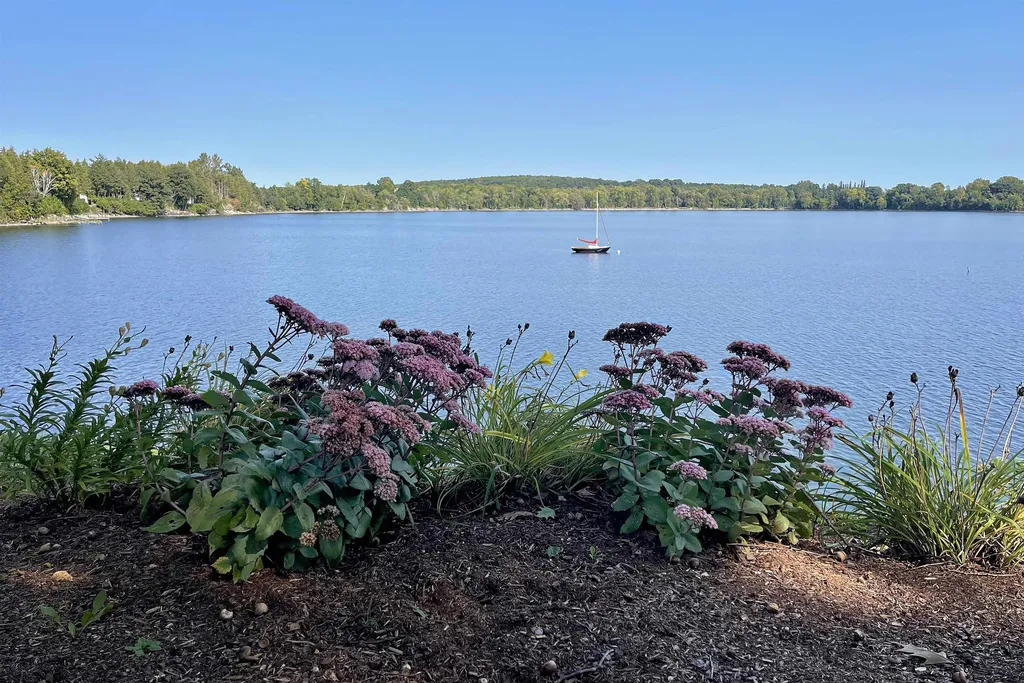 23 Pearl Bay Lane Grand Isle VT 05458