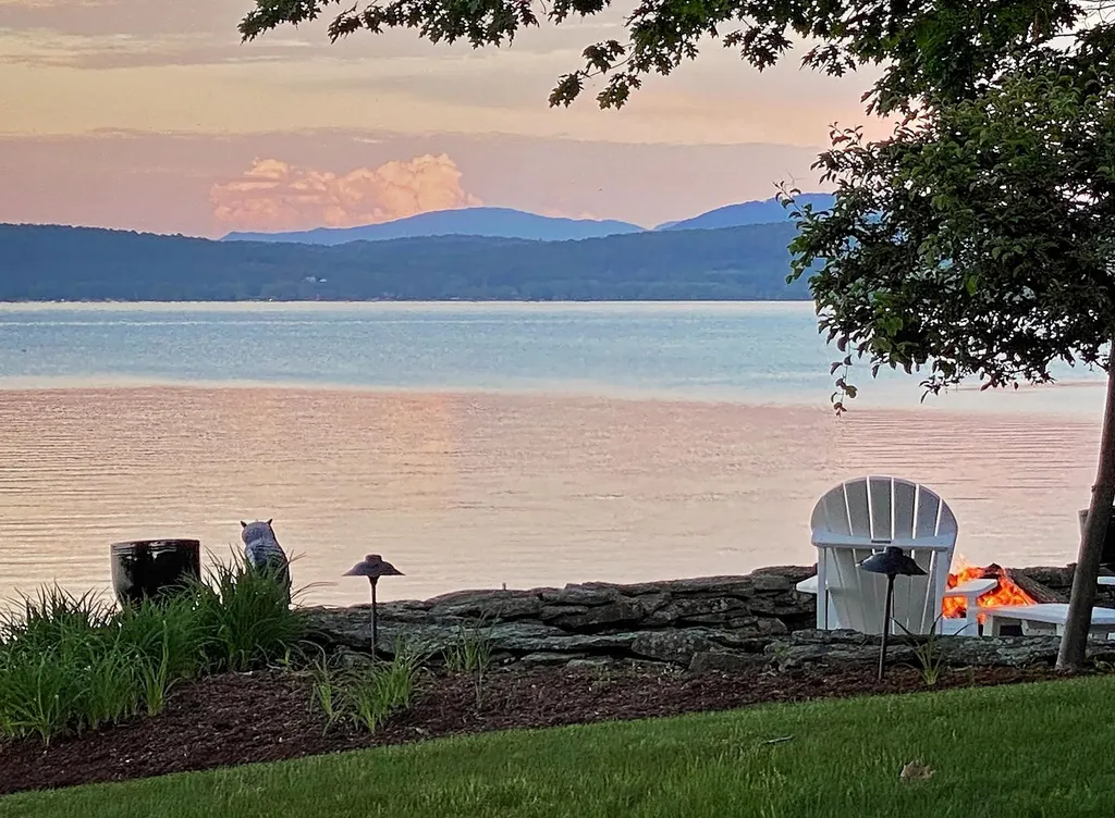 23 Pearl Bay Lane Grand Isle VT 05458