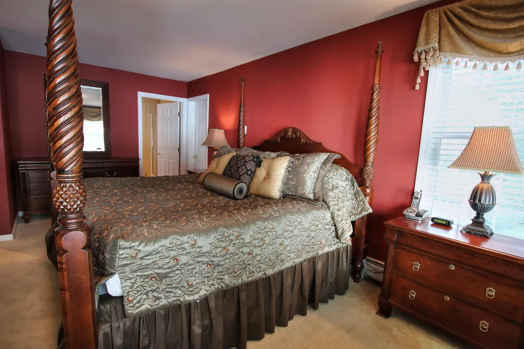 23 Pearl Bay Lane Grand Isle VT 05458