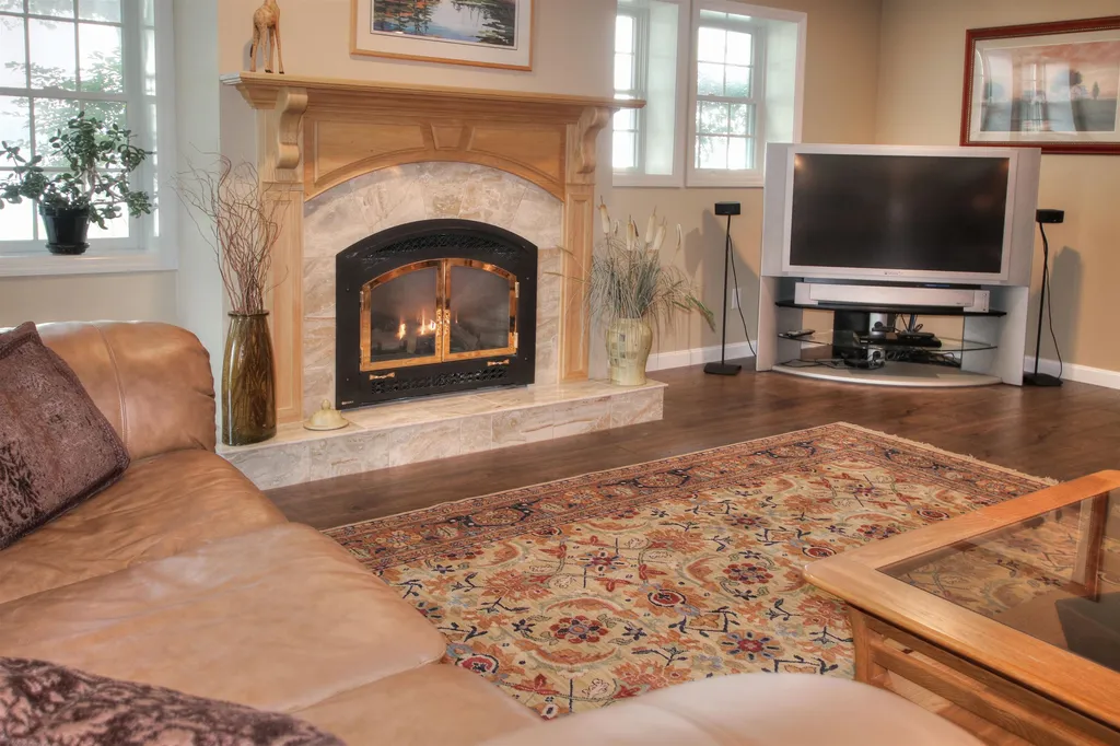23 Pearl Bay Lane Grand Isle VT 05458
