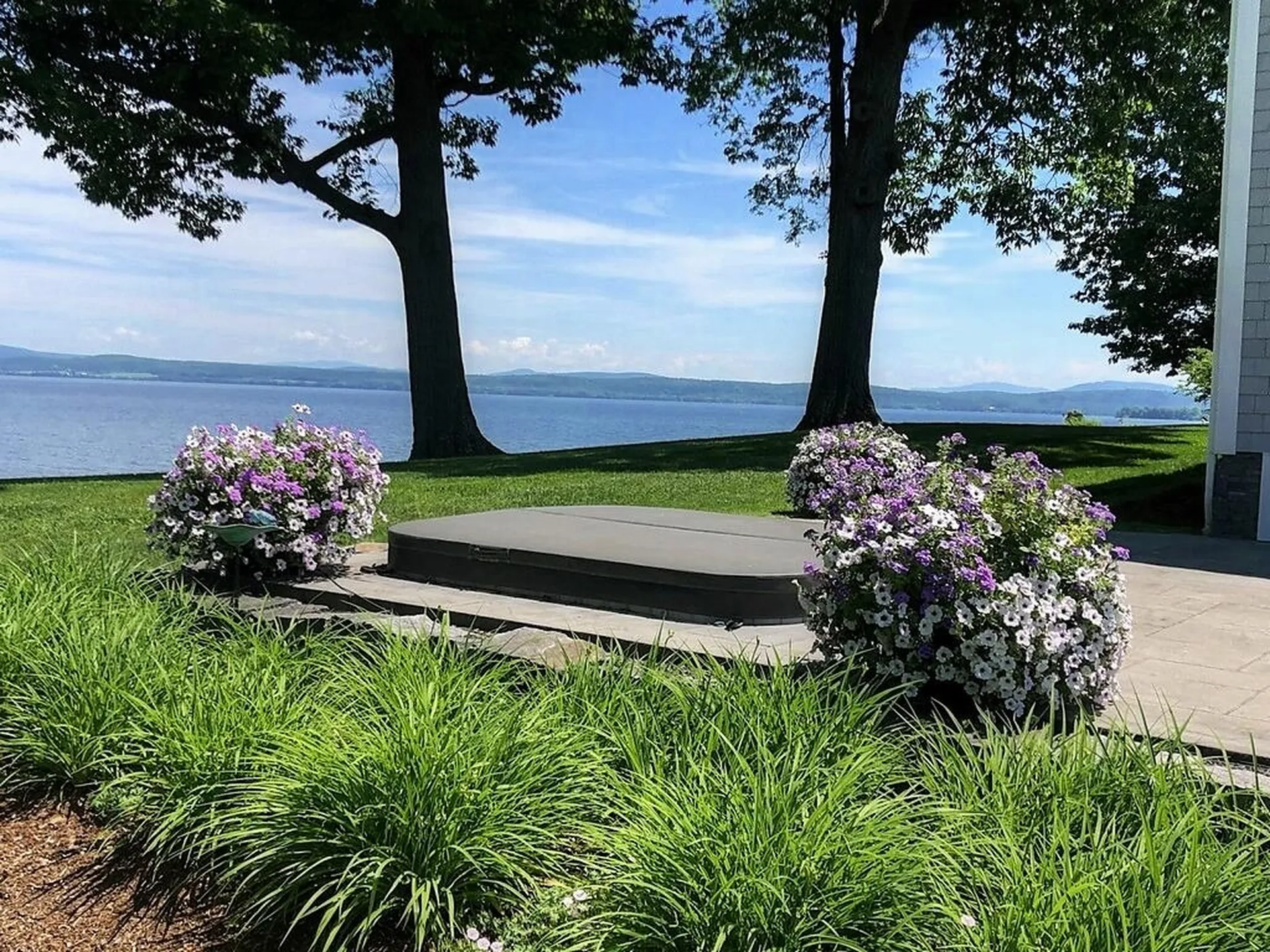 23 Pearl Bay Lane Grand Isle VT 05458