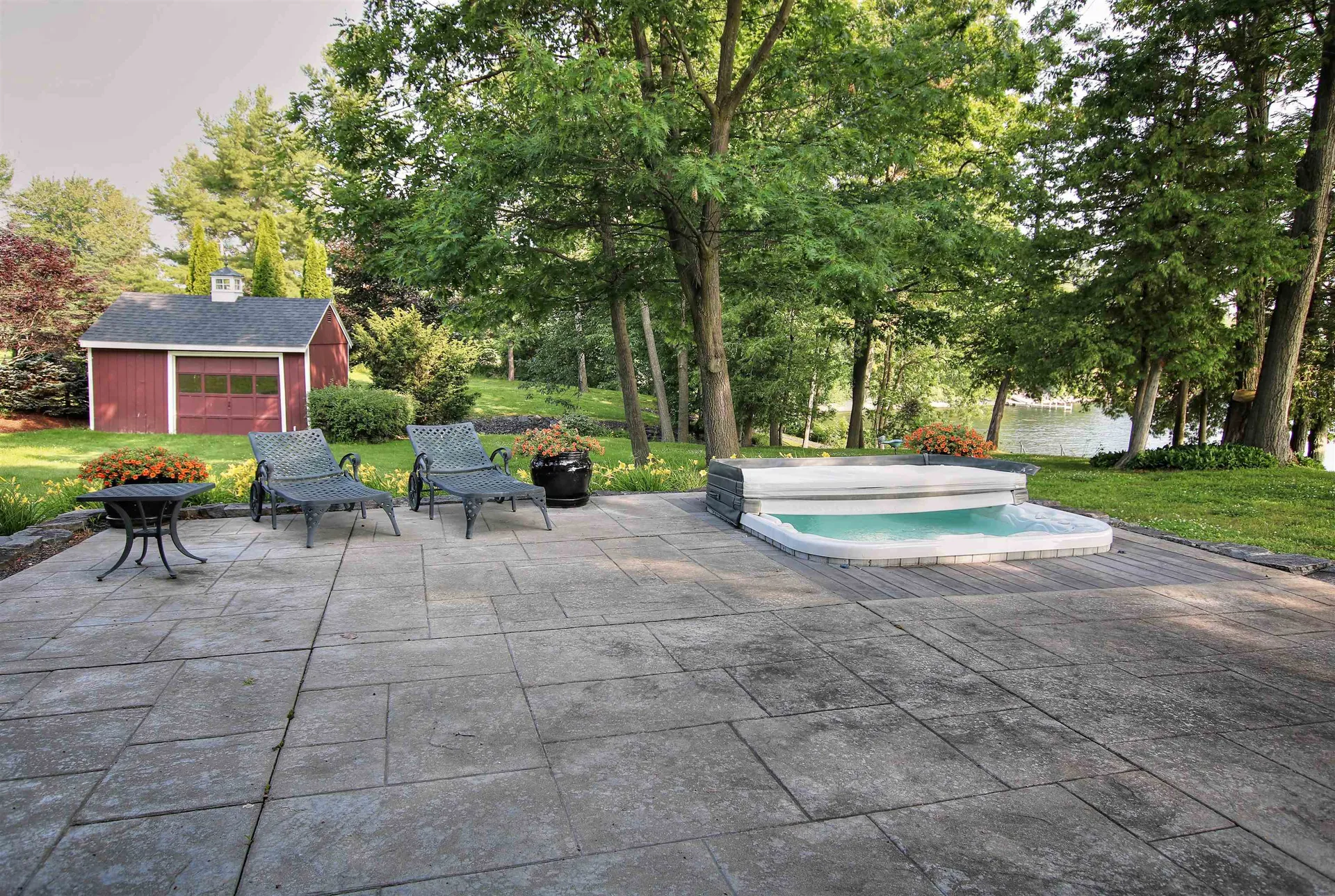 23 Pearl Bay Lane Grand Isle VT 05458