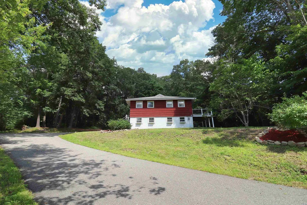 26 Range Road Windham NH 03087