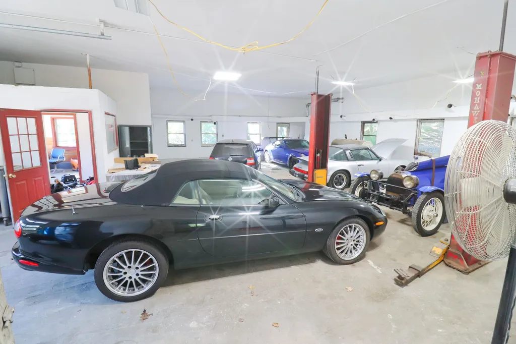 26 Range Road Windham NH 03087
