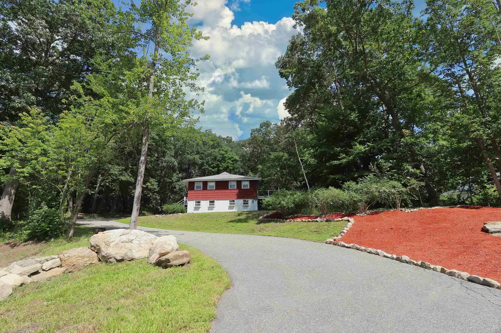 26 Range Road Windham NH 03087