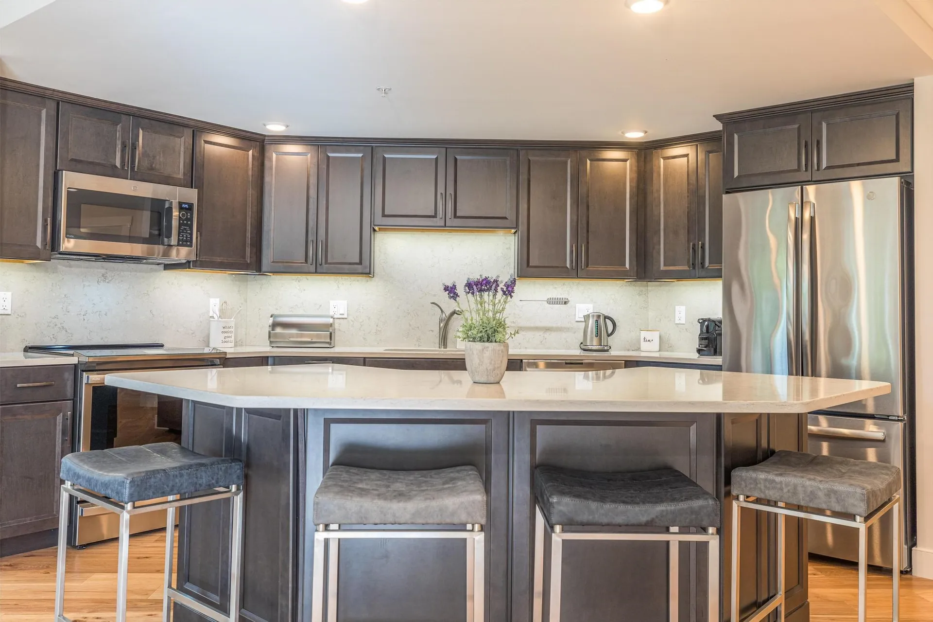 2075 Lafayette Road Portsmouth NH 03801