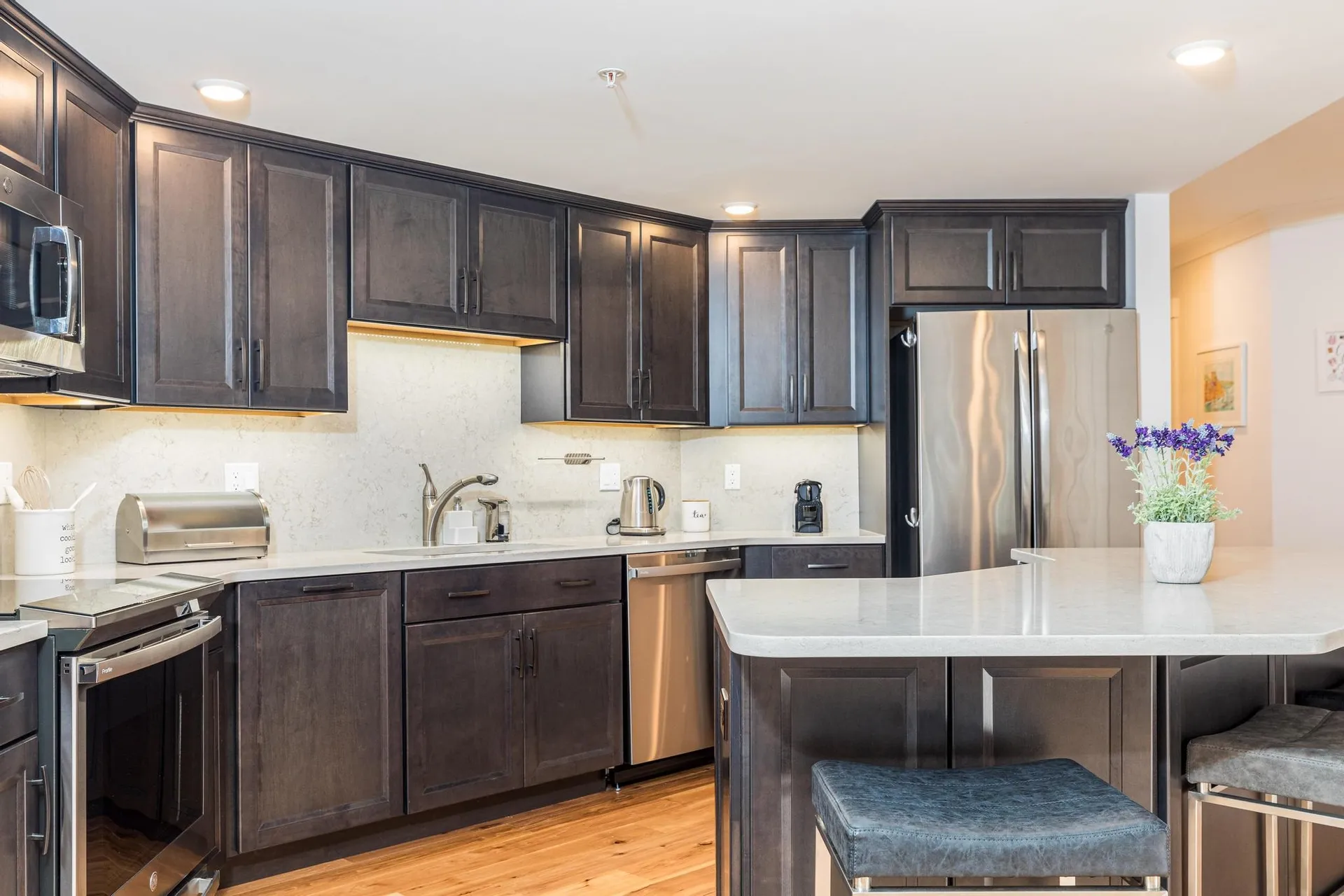 2075 Lafayette Road Portsmouth NH 03801