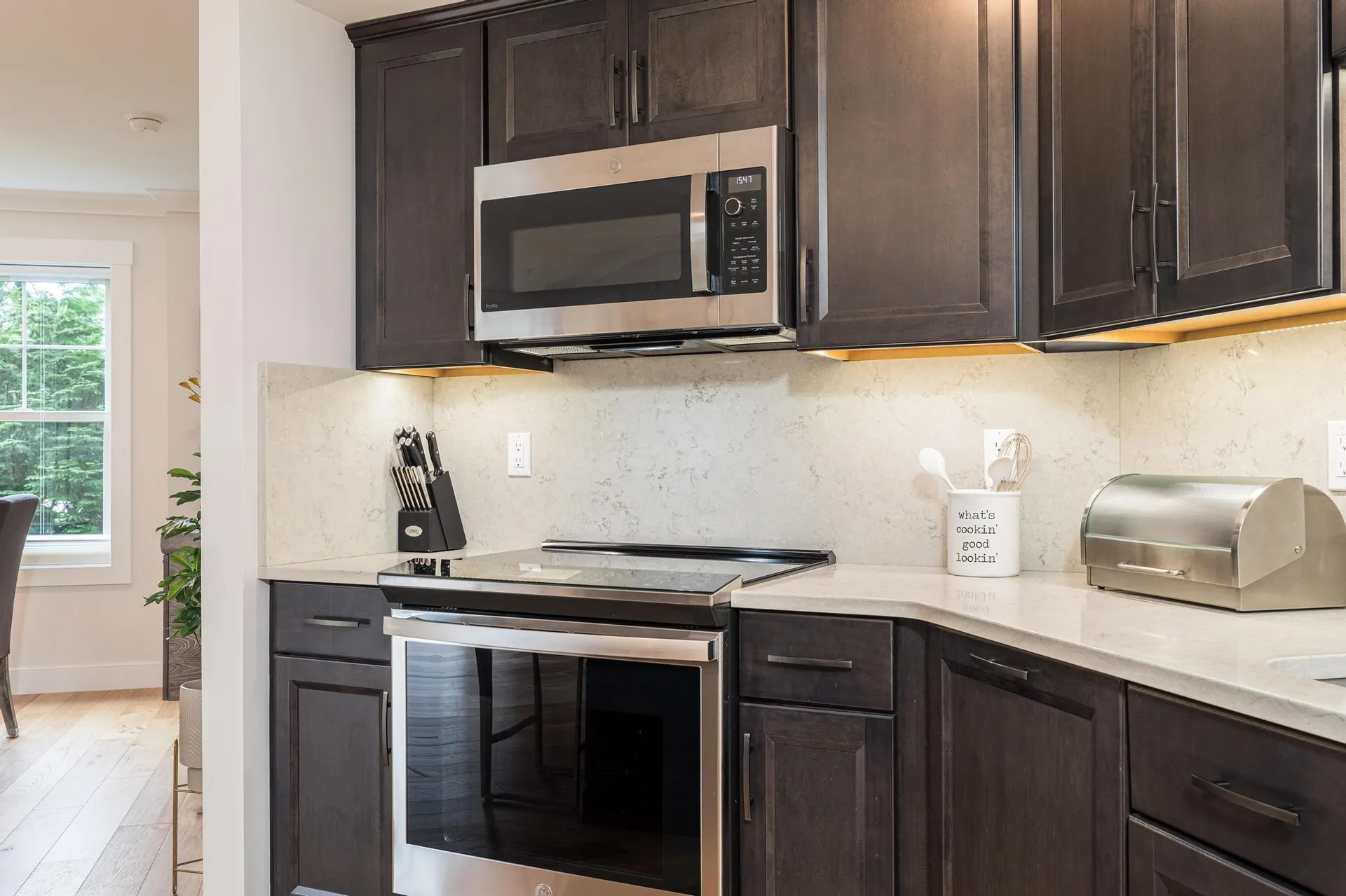 2075 Lafayette Road Portsmouth NH 03801