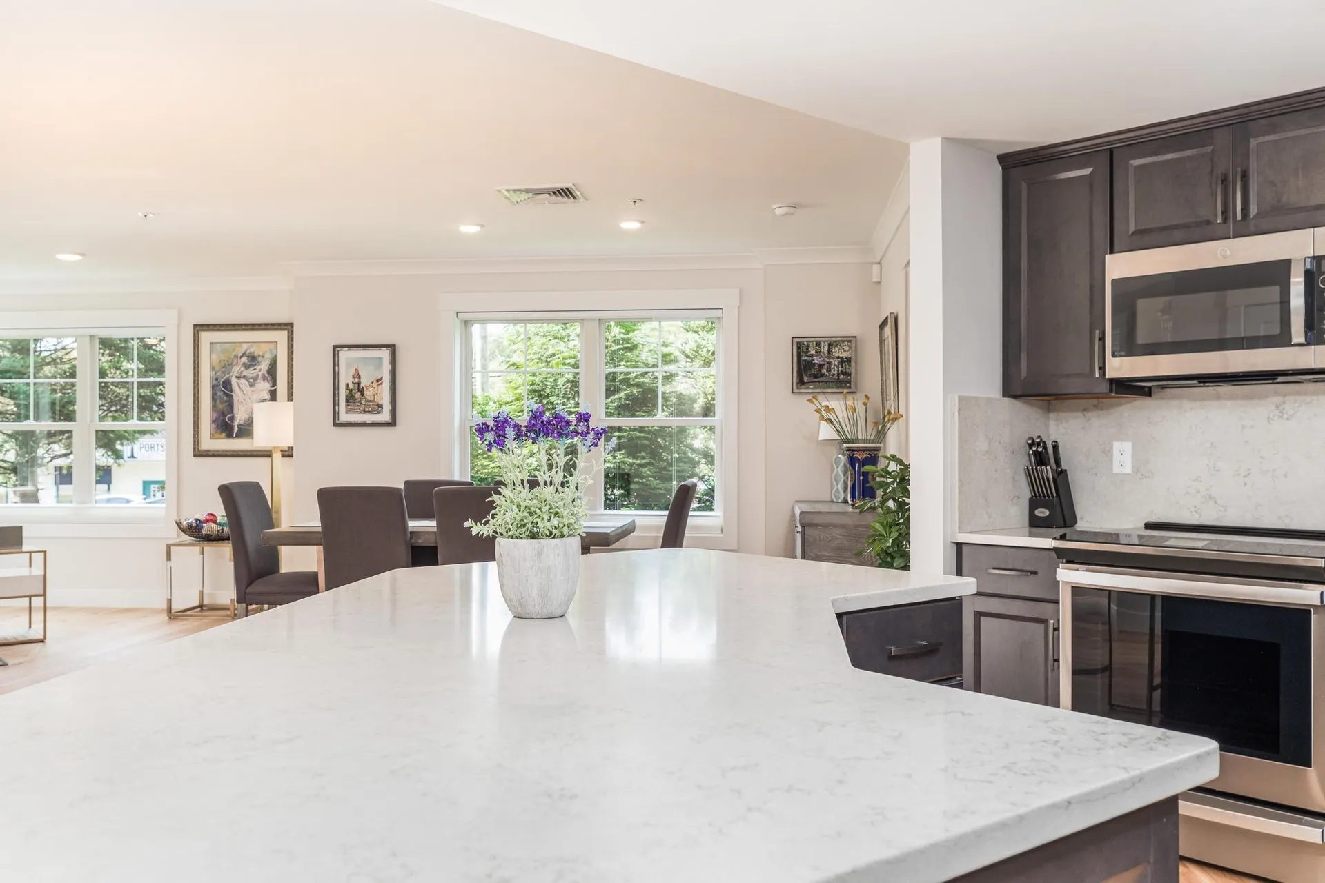 2075 Lafayette Road Portsmouth NH 03801