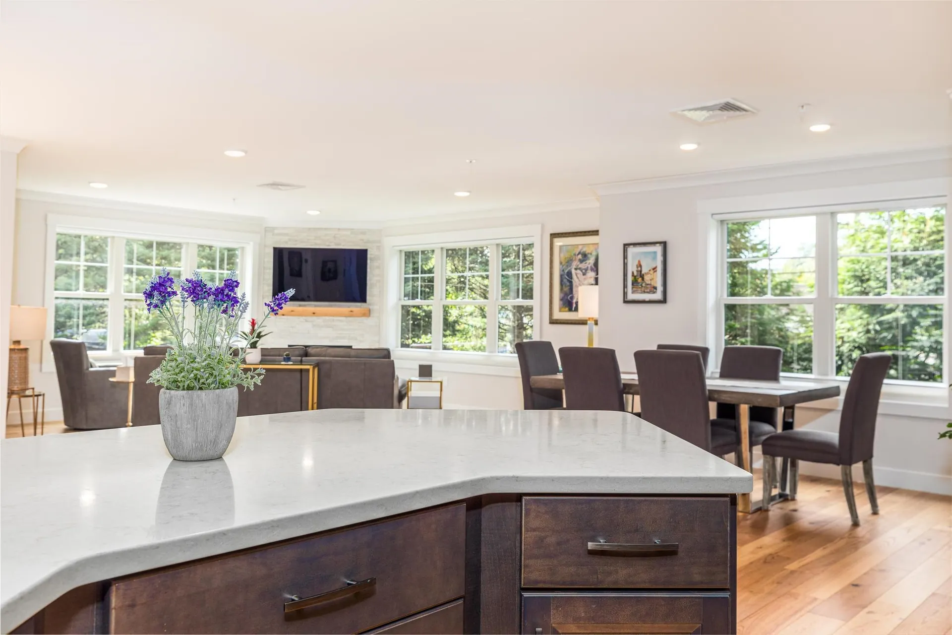 2075 Lafayette Road Portsmouth NH 03801