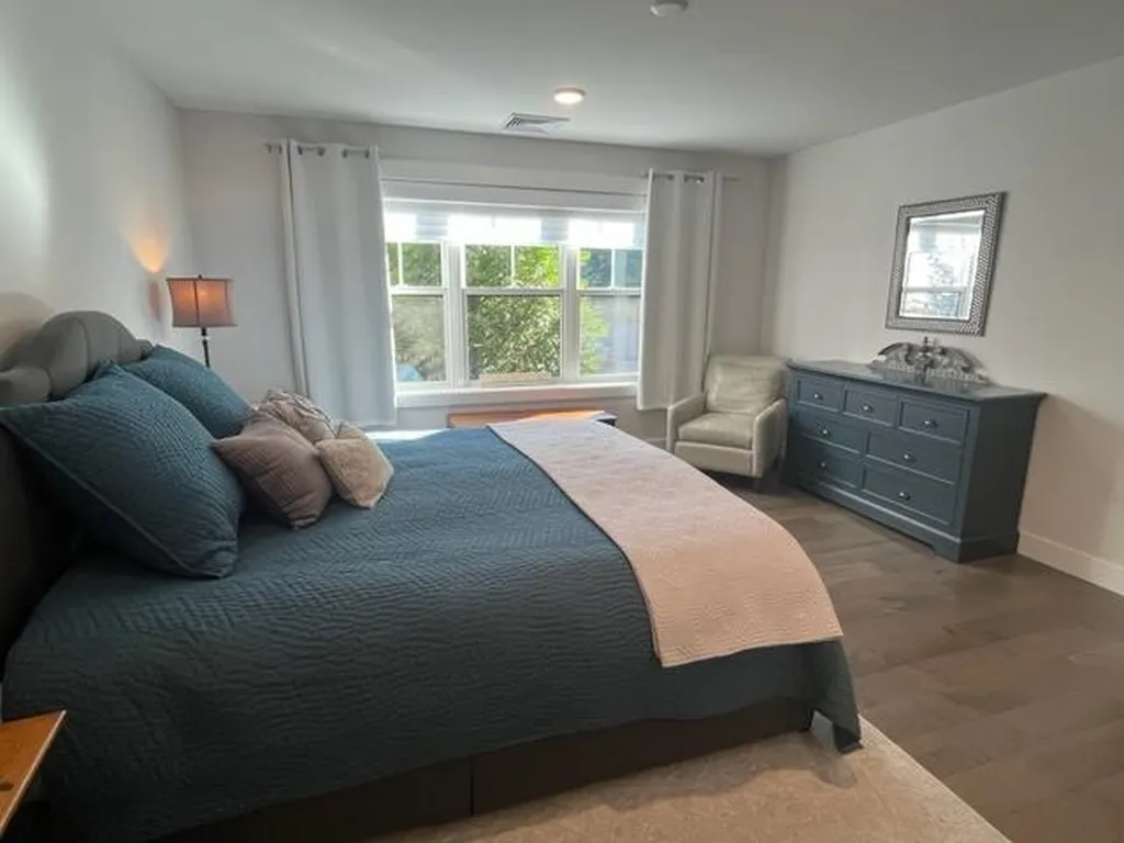 2075 Lafayette Road Portsmouth NH 03801