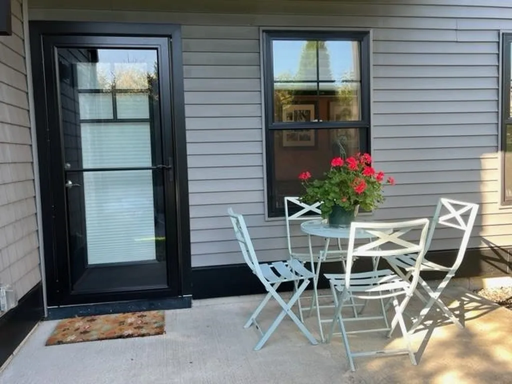 2075 Lafayette Road Portsmouth NH 03801