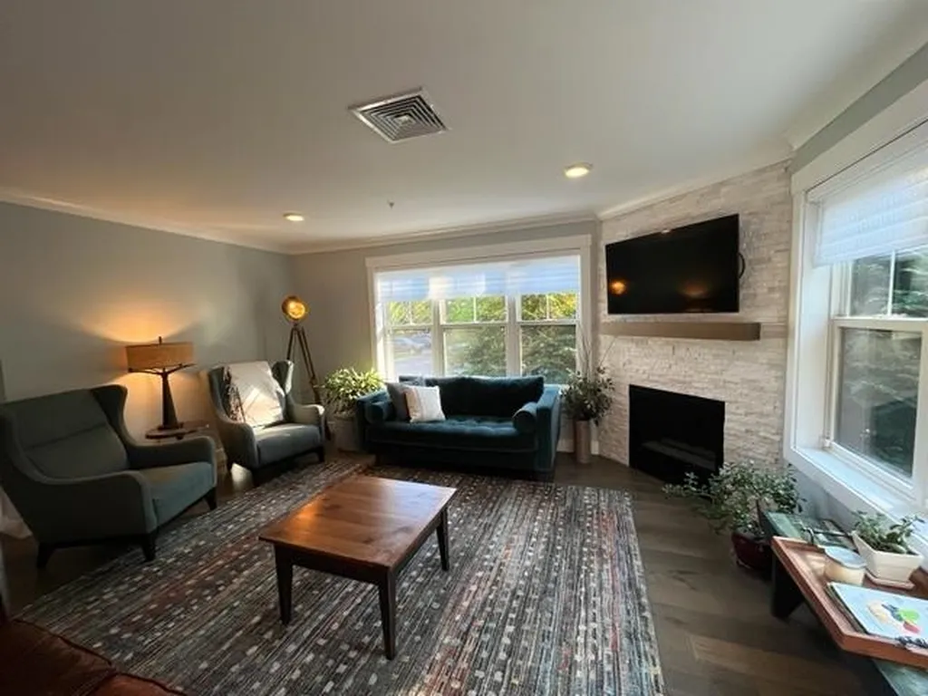 2075 Lafayette Road Portsmouth NH 03801