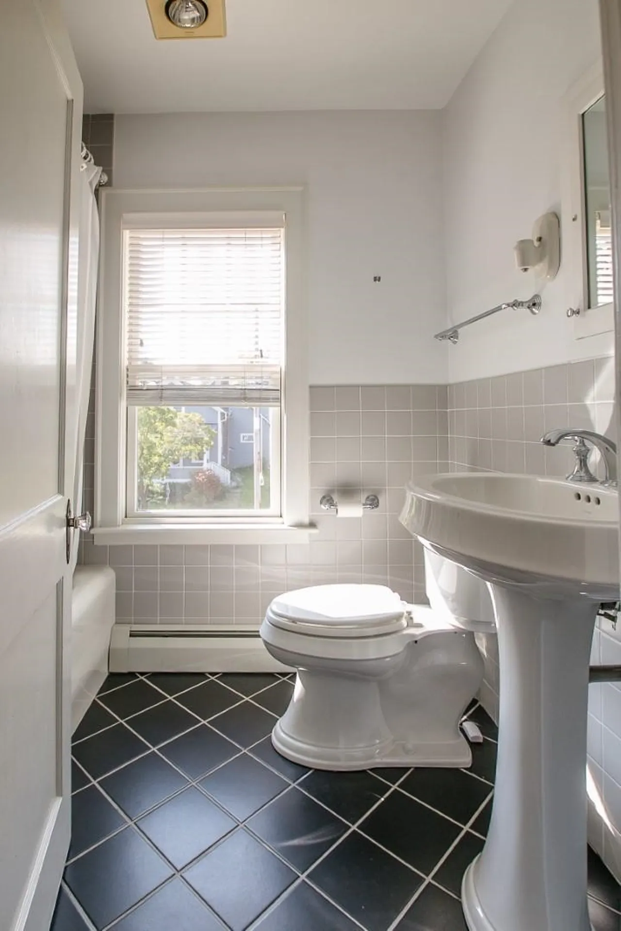 20 Henderson Terrace Burlington VT 05401