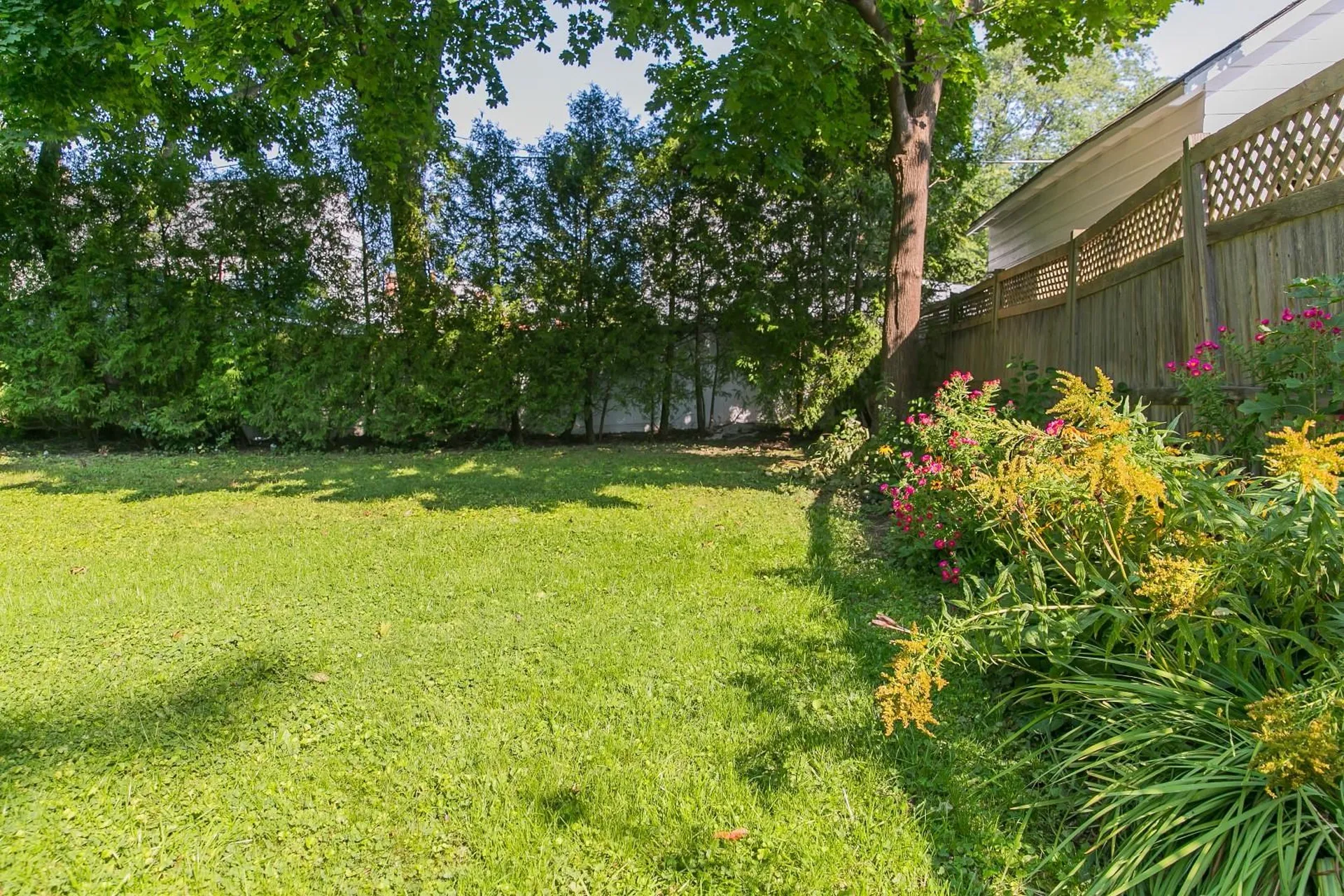 20 Henderson Terrace Burlington VT 05401